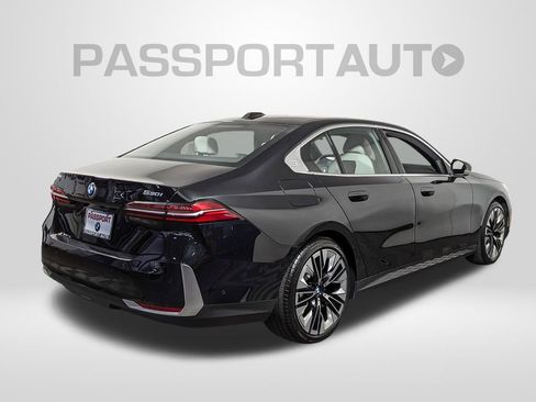 Used 2025 BMW 530i xDrive 530i xDrive image 7