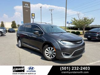 Used 2019 Chrysler Pacifica Touring-L FWD video 1