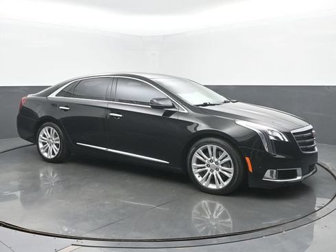 Used 2018 Cadillac XTS Luxury FWD image 7