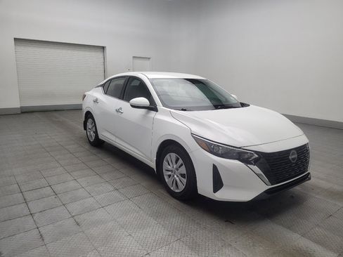 Used 2024 Nissan Sentra S FWD image 13
