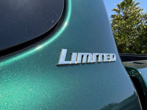 Used 2000 Toyota Tundra Limited RWD image 28