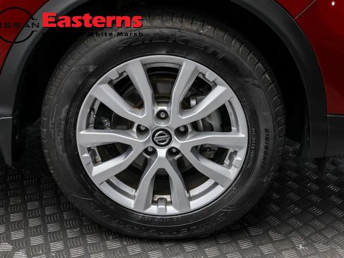 Used 2022 Nissan Rogue Sport SV w/ Technology Package image 28