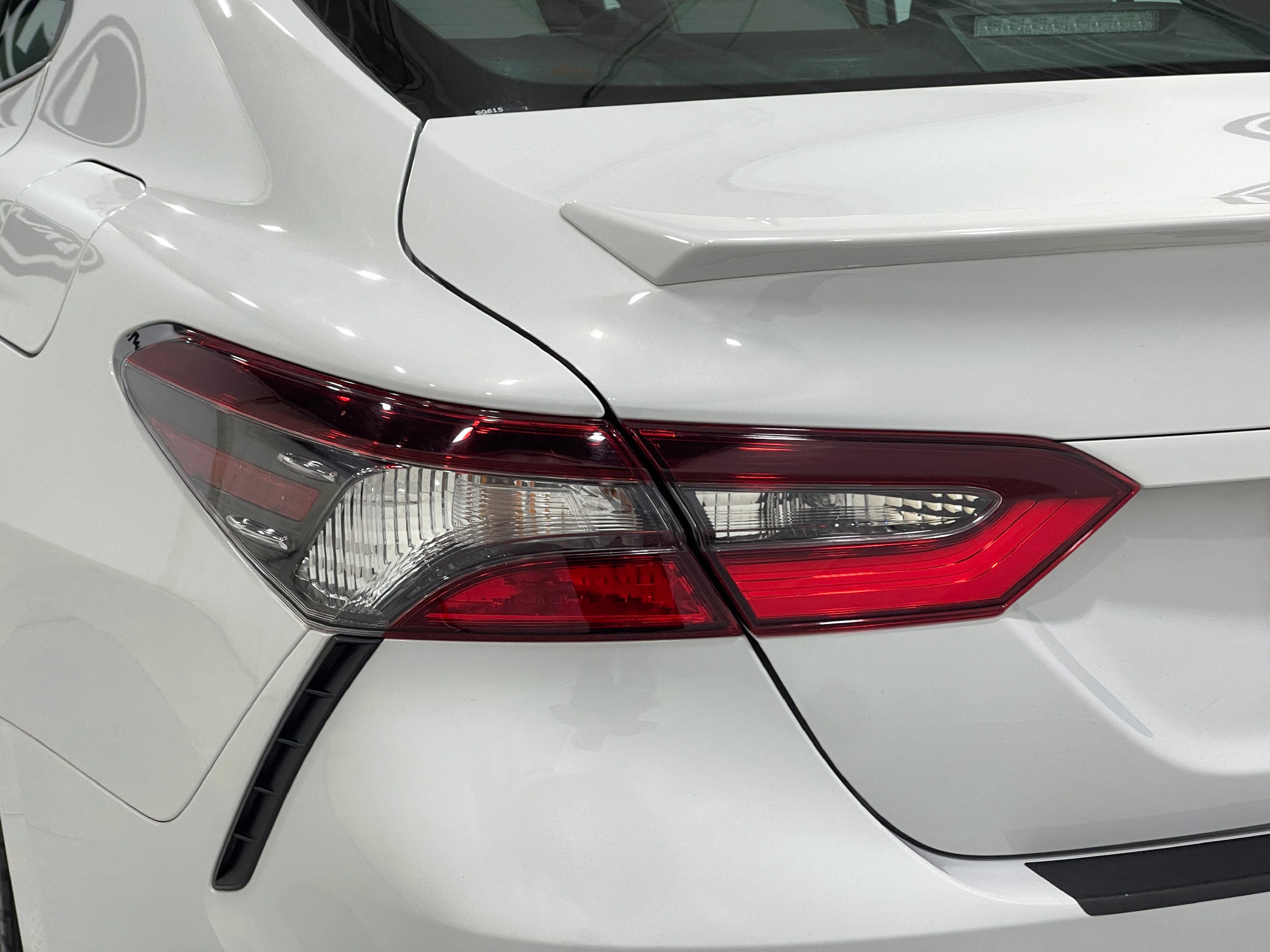 Used 2024 Toyota Camry SE w/ Cold Weather Package FWD image 31