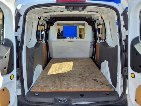 Used 2019 Ford Transit Connect XLT FWD image 25