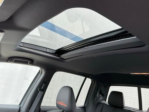 Used 2025 Honda Ridgeline TrailSport image 16
