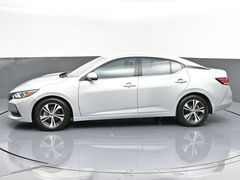 Used 2022 Nissan Sentra SV image 4