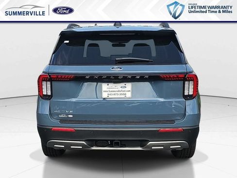 New 2026 Ford Explorer Active w/ Active Comfort Package RWD image 5