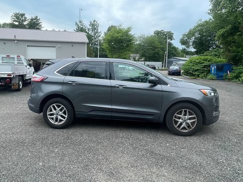 Used 2021 Ford Edge SEL w/ Cargo Accessory Package AWD/4WD image 4