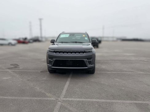 New 2026 Jeep Grand Wagoneer L Limited image 2