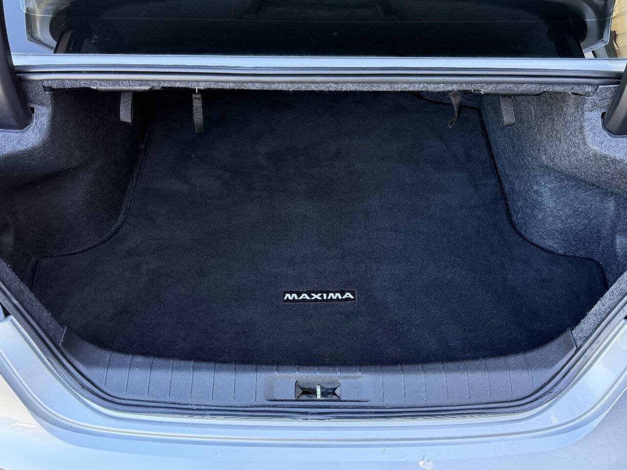 Used 2020 Nissan Maxima 3.5 SL w/ Floor Mat Group FWD image 16
