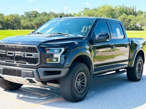 Used 2019 Ford F150 Raptor w/ Equipment Group 802A Luxury AWD/4WD image 36