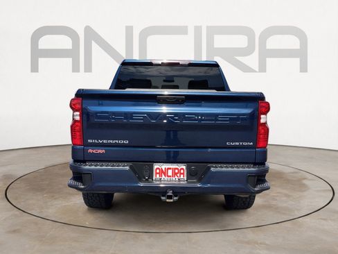 Used 2023 Chevrolet Silverado 1500 Custom image 11