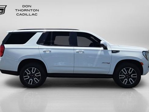 Used 2024 GMC Yukon AT4 w/ AT4 Premium Package AWD/4WD image 6