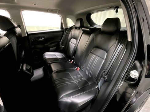 Used 2023 Honda HR-V EX-L image 26