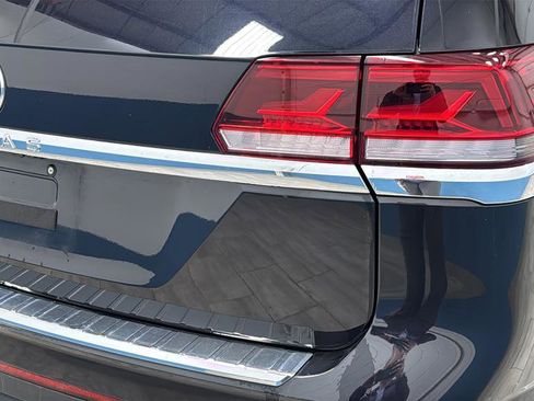 Used 2023 Volkswagen Atlas SE w/ Panoramic Sunroof Package image 39
