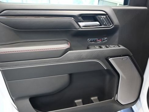 Used 2025 GMC Sierra 1500 AT4X AWD/4WD image 30