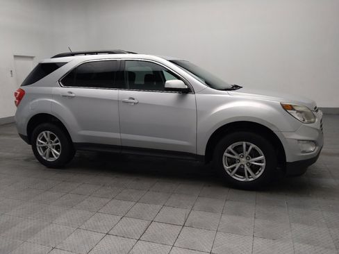 Used 2017 Chevrolet Equinox LT w/ Convenience Package image 11