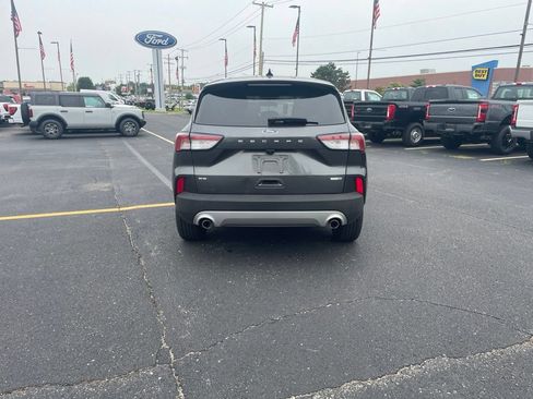 Used 2020 Ford Escape SE AWD/4WD image 6