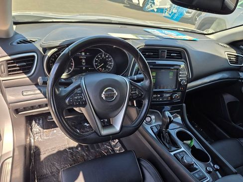 Used 2020 Nissan Maxima Platinum w/ Sport Mat Group FWD image 6