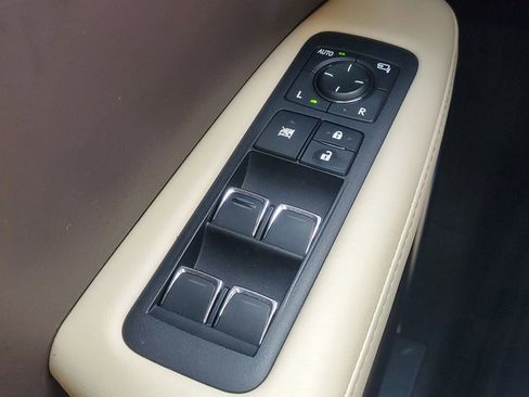 Used 2016 Lexus RX 350 AWD w/ Premium Package image 18