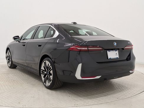 New 2026 BMW 530i w/ Premium Package RWD image 3