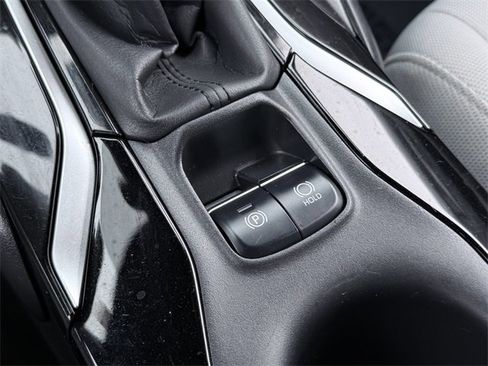 Certified 2022 Toyota Corolla SE image 28
