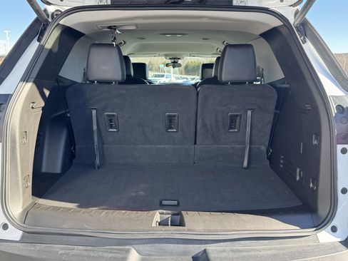 Used 2021 Chevrolet Traverse LT image 5