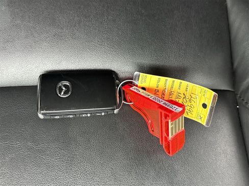 Used 2020 MAZDA MAZDA3 Sedan w/ Select Package image 43