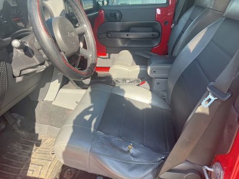 Used 2009 Jeep Wrangler X image 9