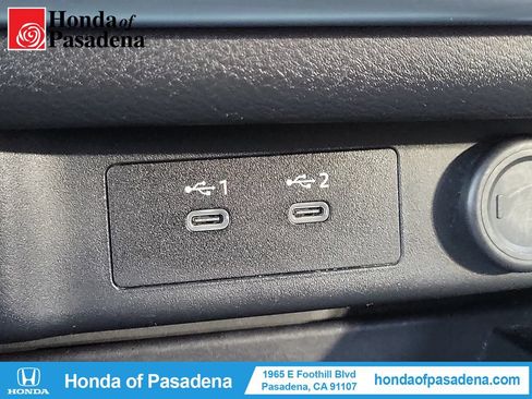 Used 2024 Nissan Rogue S FWD image 18