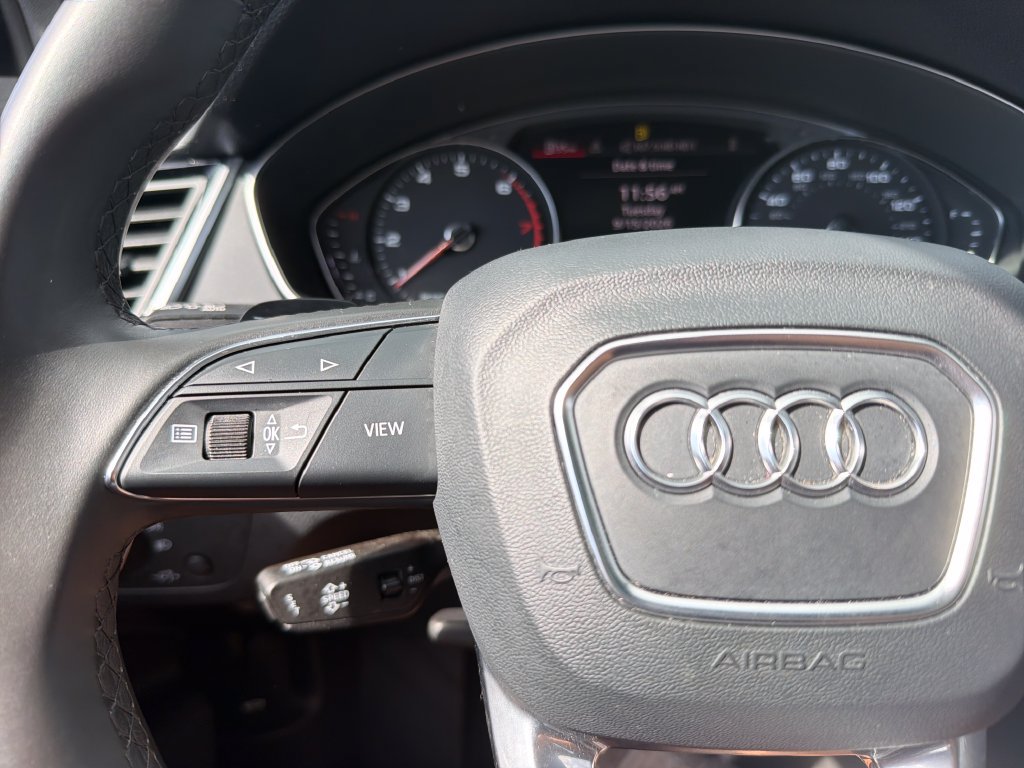 Used 2023 Audi Q5 2.0T Premium w/ Convenience Package AWD/4WD image 14