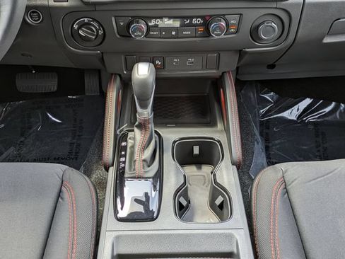 New 2025 Nissan Frontier PRO-4X AWD/4WD image 19