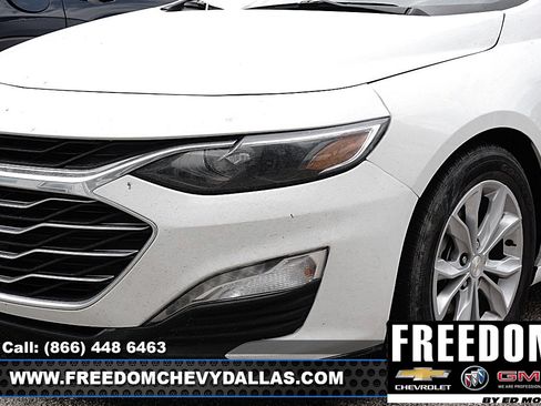 Used 2025 Chevrolet Malibu LT FWD image 8