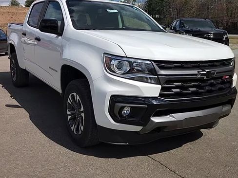 Used 2022 Chevrolet Colorado Z71 image 1
