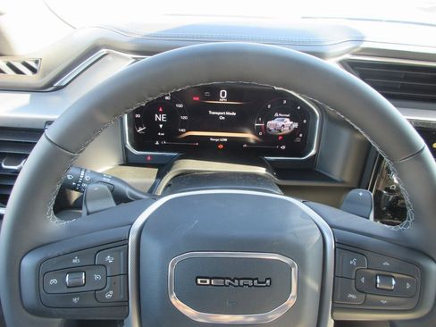 New 2026 GMC Sierra 1500 Denali w/ Denali Reserve Package image 19