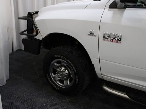 Used 2012 RAM 3500 ST w/ Chrome Appearance Group image 10