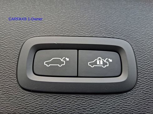 Used 2023 Volvo C40 P8 Recharge Ultimate AWD/4WD image 30