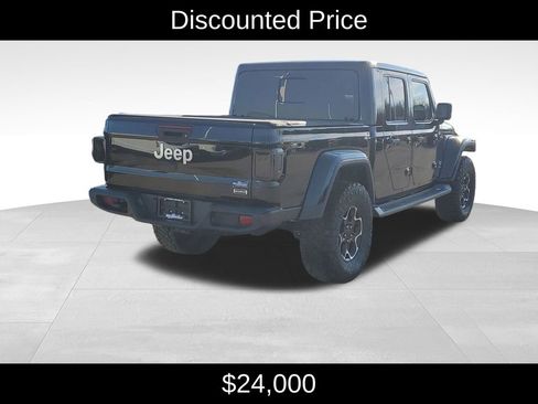 Used 2020 Jeep Gladiator Overland w/ Advanced Safety Group image 3