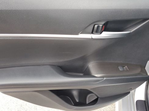 Certified 2024 Toyota Camry SE FWD image 15