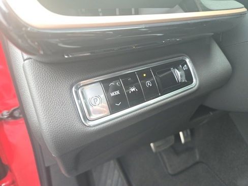 New 2025 Buick Envision Sport Touring image 10