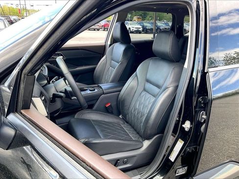 Used 2023 Nissan Rogue Platinum w/ Platinum Premium Package AWD/4WD image 9