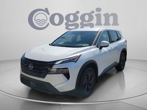 New 2026 Nissan Rogue SV AWD/4WD image 1
