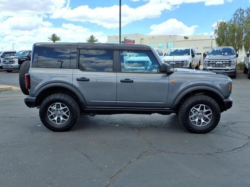 Certified 2025 Ford Bronco Badlands AWD/4WD image 7
