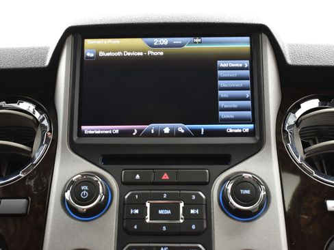 Used 2016 Ford F350 Platinum image 31