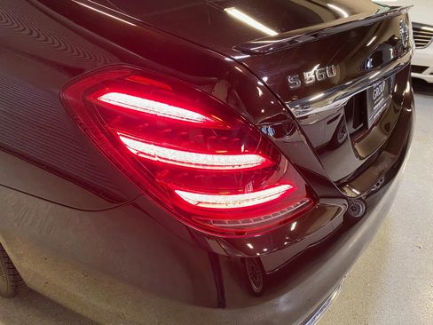Used 2020 Mercedes-Benz S 560 4MATIC Sedan image 27