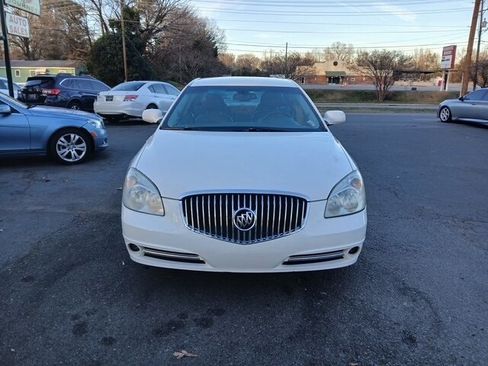 Used 2010 Buick Lucerne CXL image 6