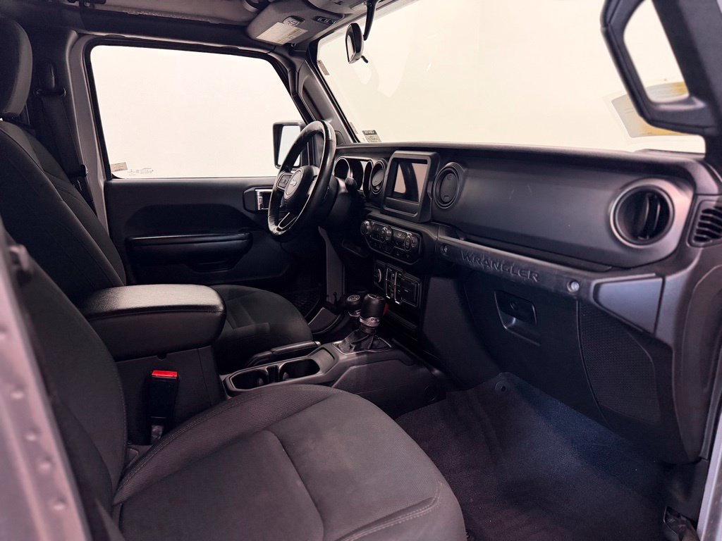 Used 2021 Jeep Wrangler Unlimited Sport AWD/4WD image 18