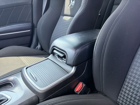 Used 2022 Dodge Charger Scat Pack w/ Dynamics Package RWD image 30