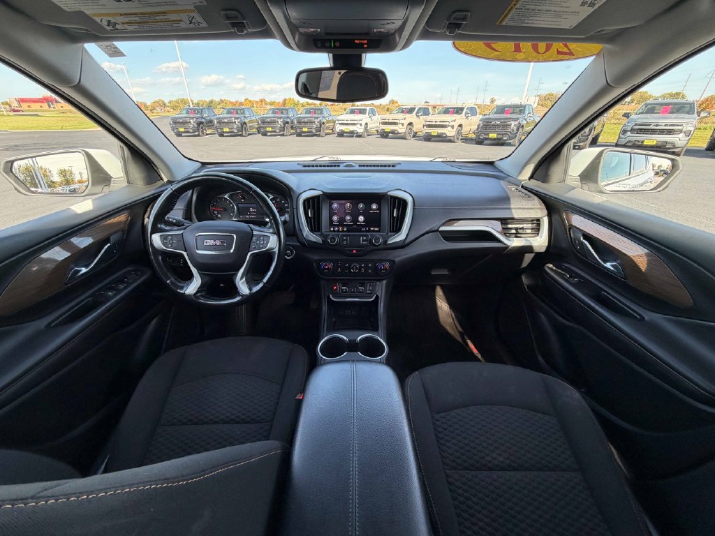 Used 2019 GMC Terrain SLE w/ Driver Convenience Package AWD/4WD image 28