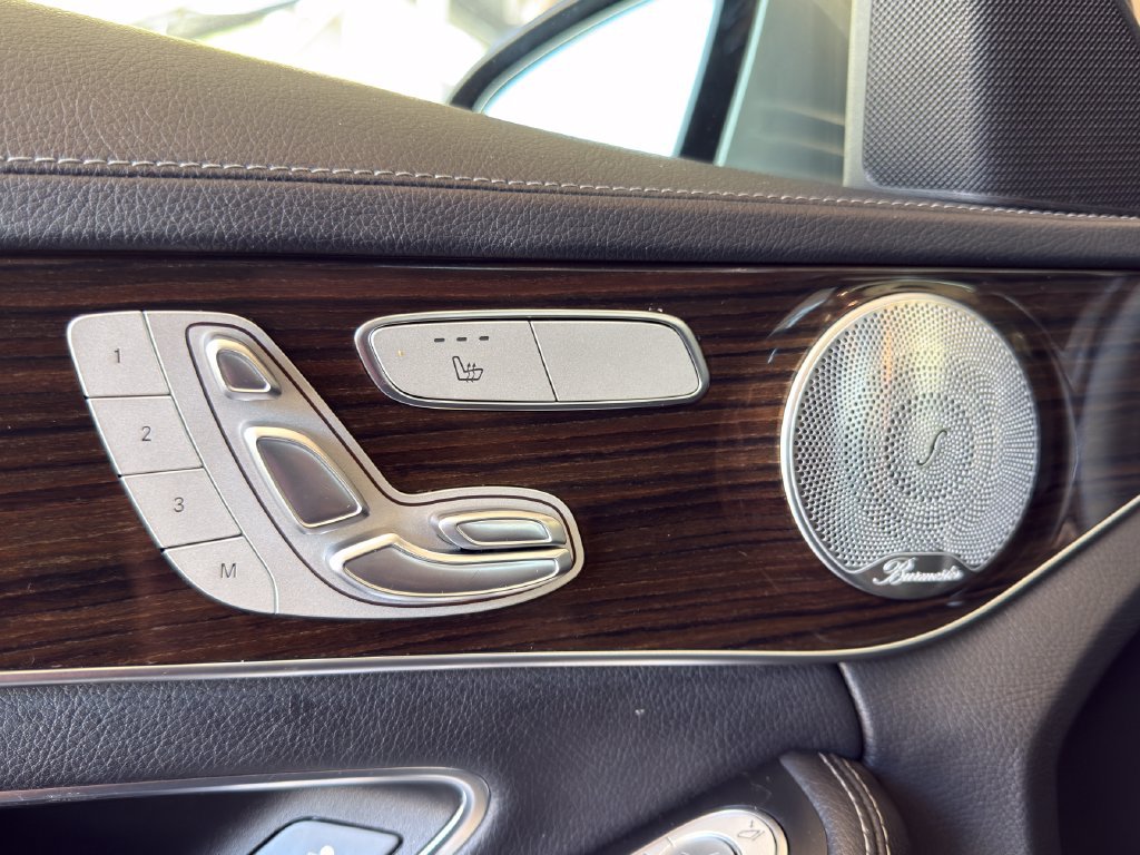 Used 2015 Mercedes-Benz C 300 Sedan image 29